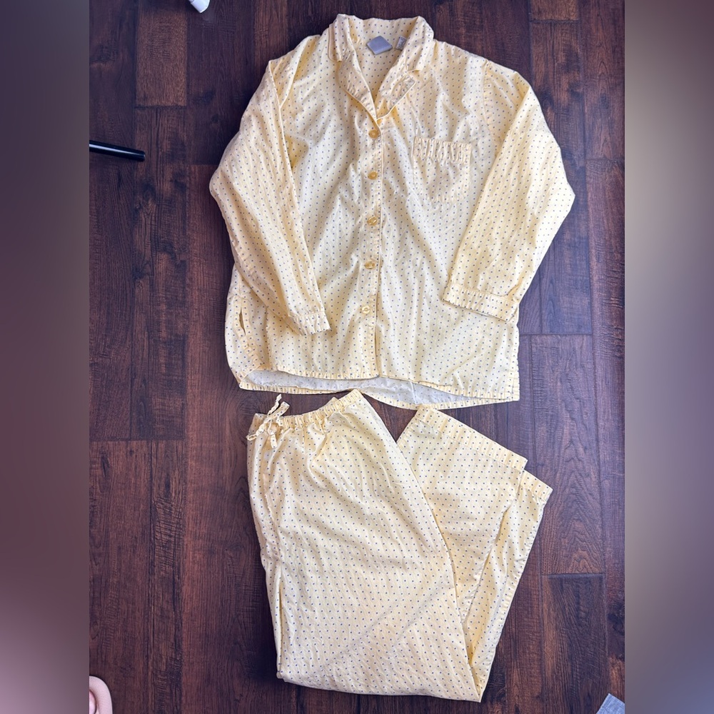 Yellow polka dot 100% cotton pajama set | P Intimates‎ | Large